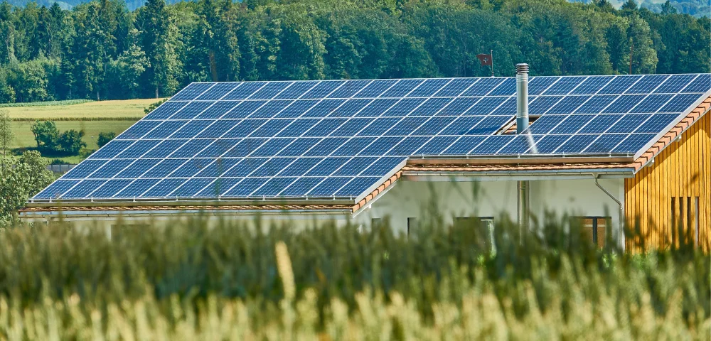What Happens to Excess Electricity from Solar Panels in Southern Maine?