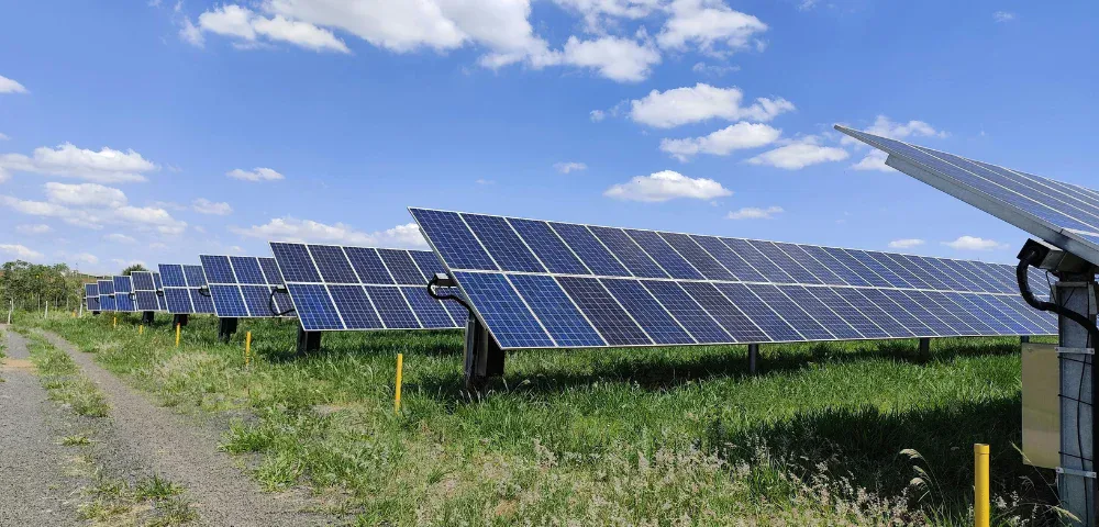 How Much Energy Do Solar Panels Produce Per Day?